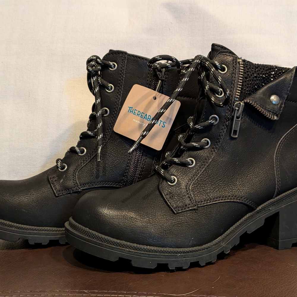 Therabouts Girls Combat Boots Size 4
